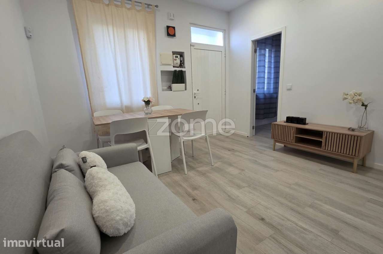 T1 Mobilado e Equipado | Totalmente Remodelado | Alto da Ajuda - Grande imagem: 3/10