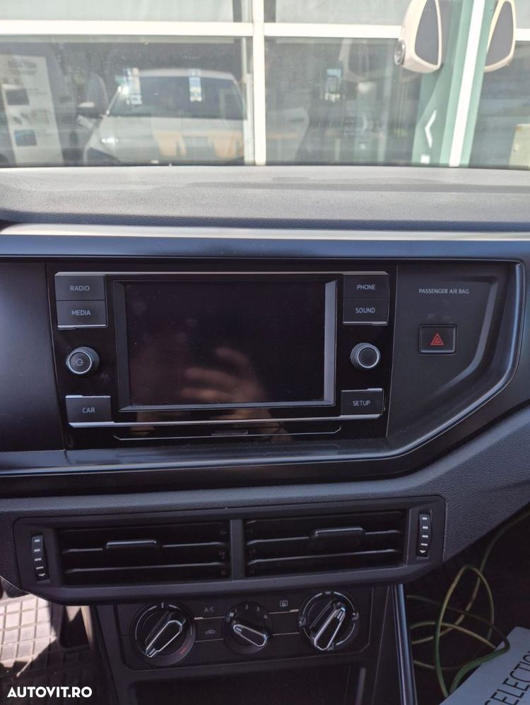 Volkswagen Polo - 15