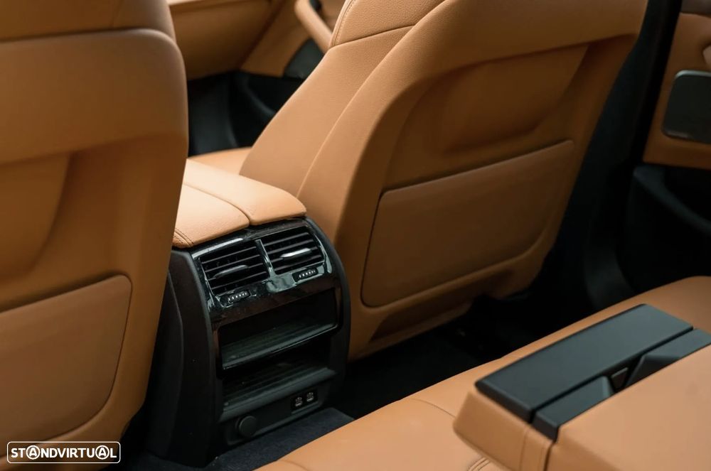 BMW 530 e Pack M - 11