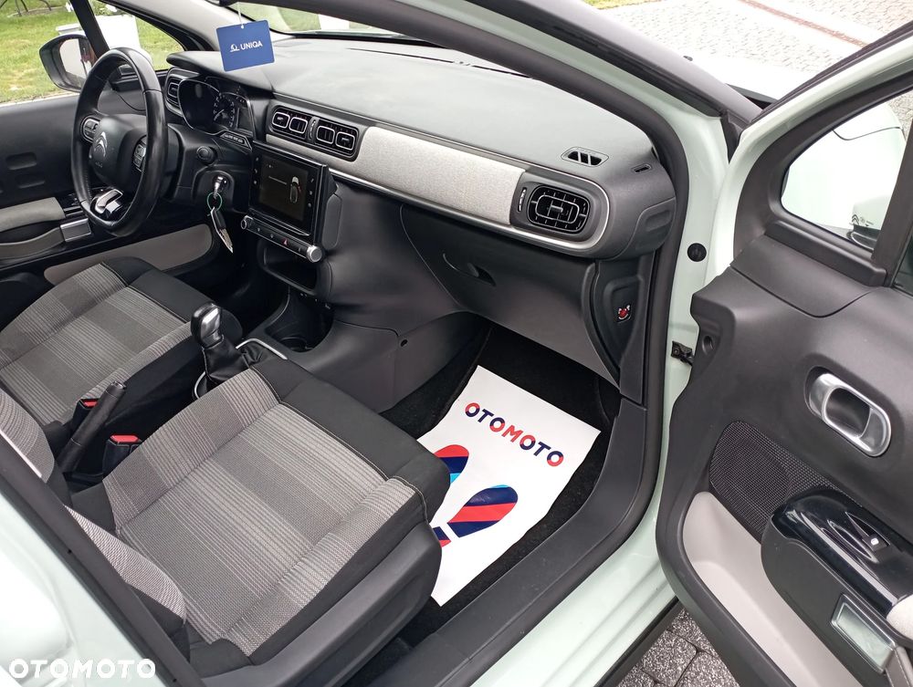 Citroën C3 Pure Tech 82 SHINE - 12