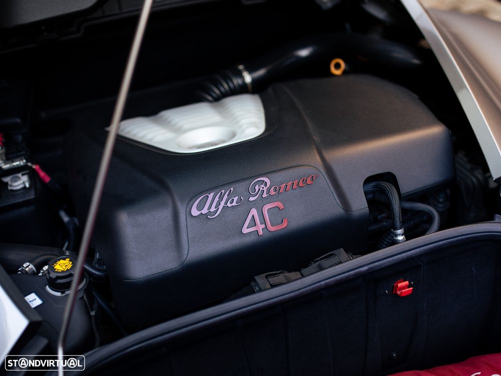 Alfa Romeo 4C 1750 TBi - 36
