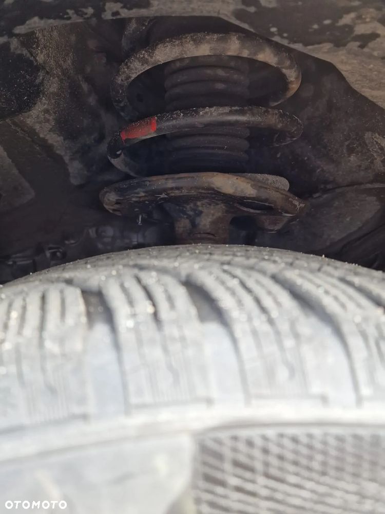 Toyota Auris 1.33 VVT-i Terra - 20
