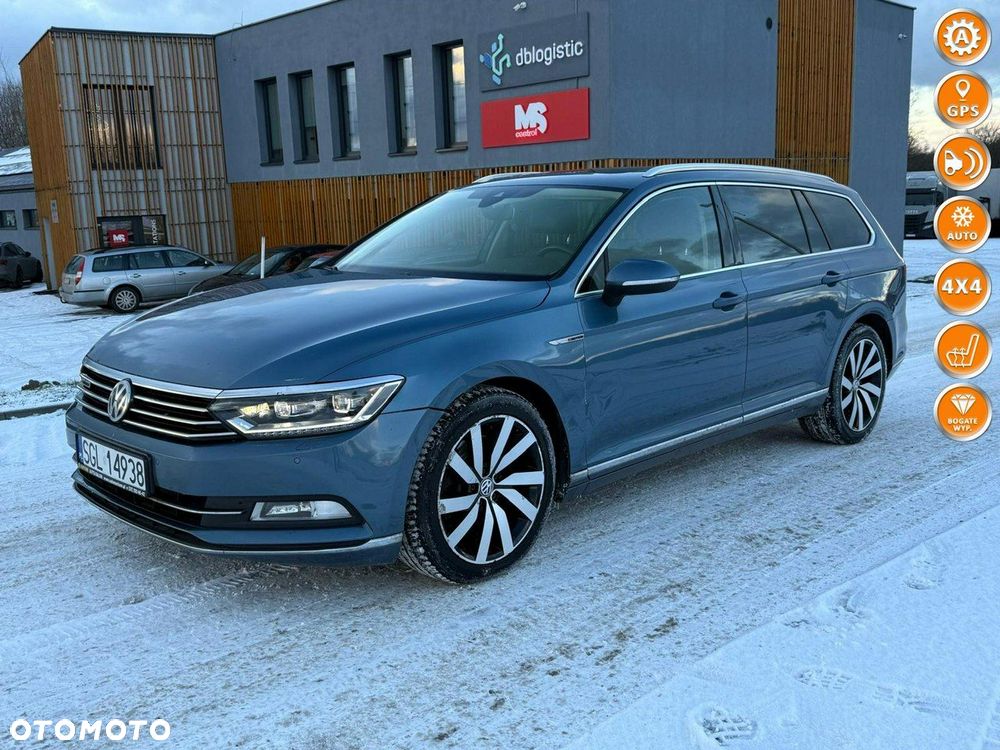 Volkswagen Passat - 1