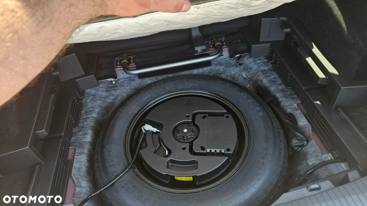 Nissan Rogue - 18