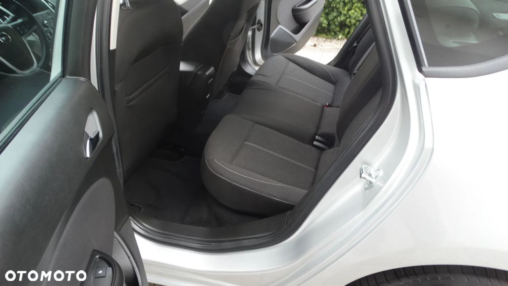 Opel Astra 1.4 T Enjoy - 15