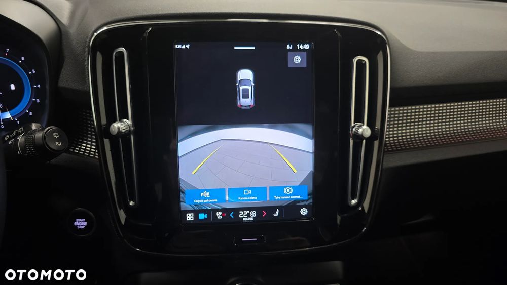 Volvo XC 40 B3 B DKG Ultra Black Edition - 27