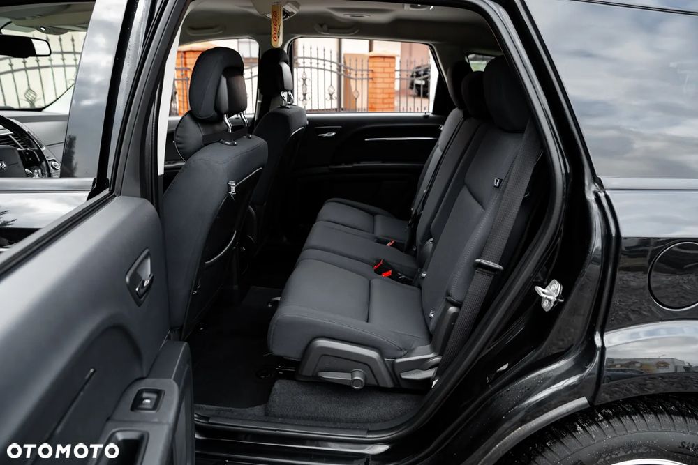 Dodge Journey 2.4 SXT - 21