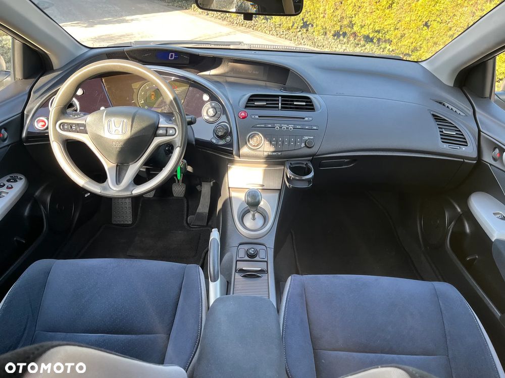 Honda Civic 1.8i-VTEC Comfort - 10
