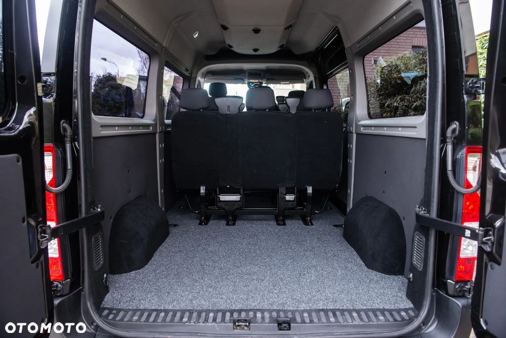 Renault Master ENERGY L2H2 VA 9-Sitzer - 18