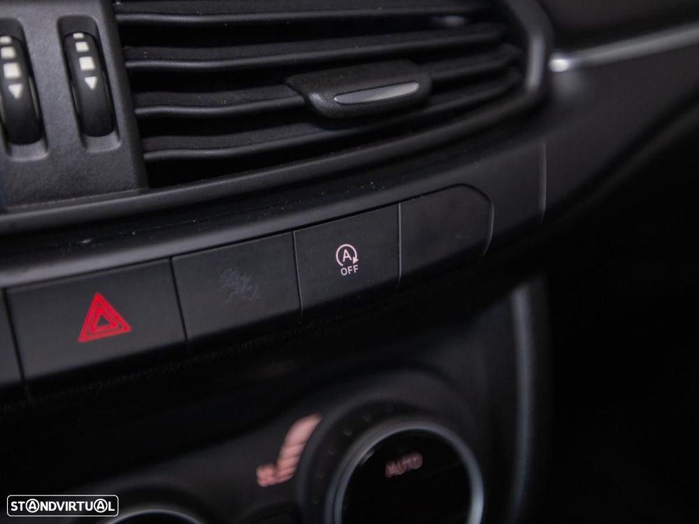 Fiat Tipo Station Wagon 1.3 M-Jet Lounge - 15