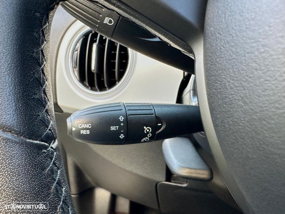 Fiat 500 1.0 Hybrid Connect - 33