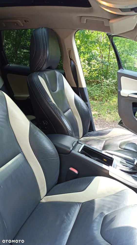 Volvo XC 60 D5 AWD Kinetic - 7