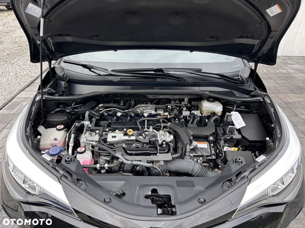 Toyota C-HR 2.0 Hybrid Team Deutschland - 15