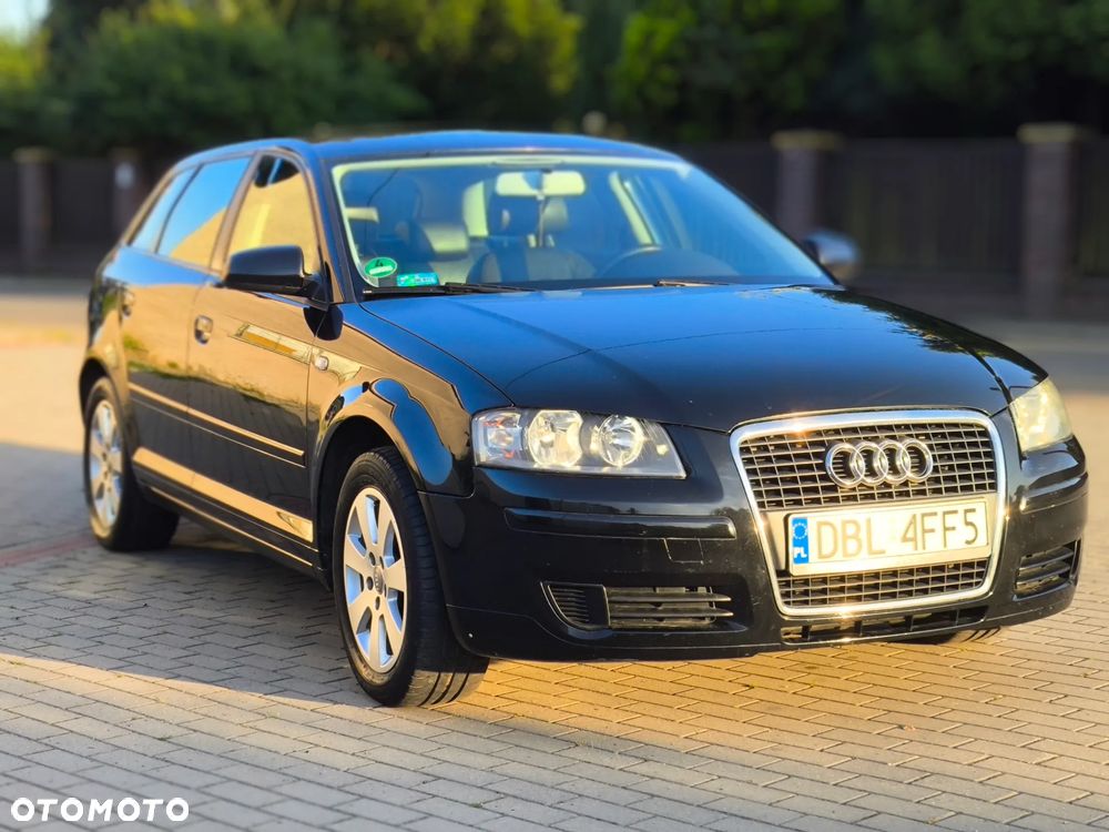 Audi A3 Sportback - 2