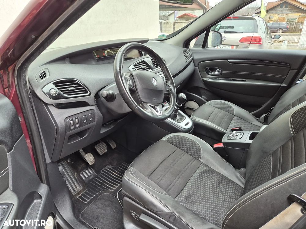 Renault Grand Scenic Energy dCi 130 Euro 6 S&S Xmod Bose Edition - 22