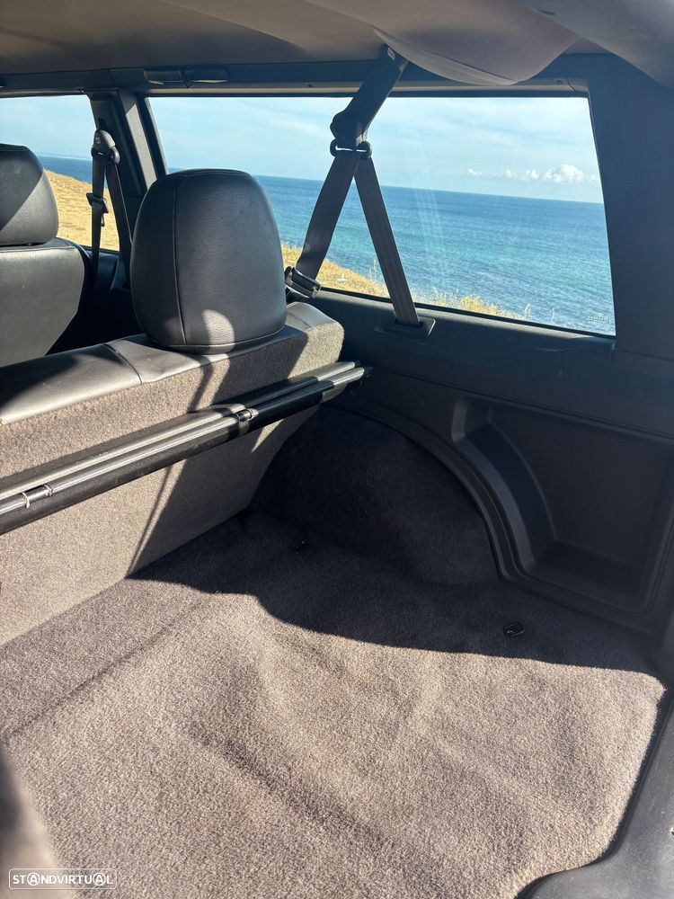 Jeep Cherokee 2.5 TD Base - 43