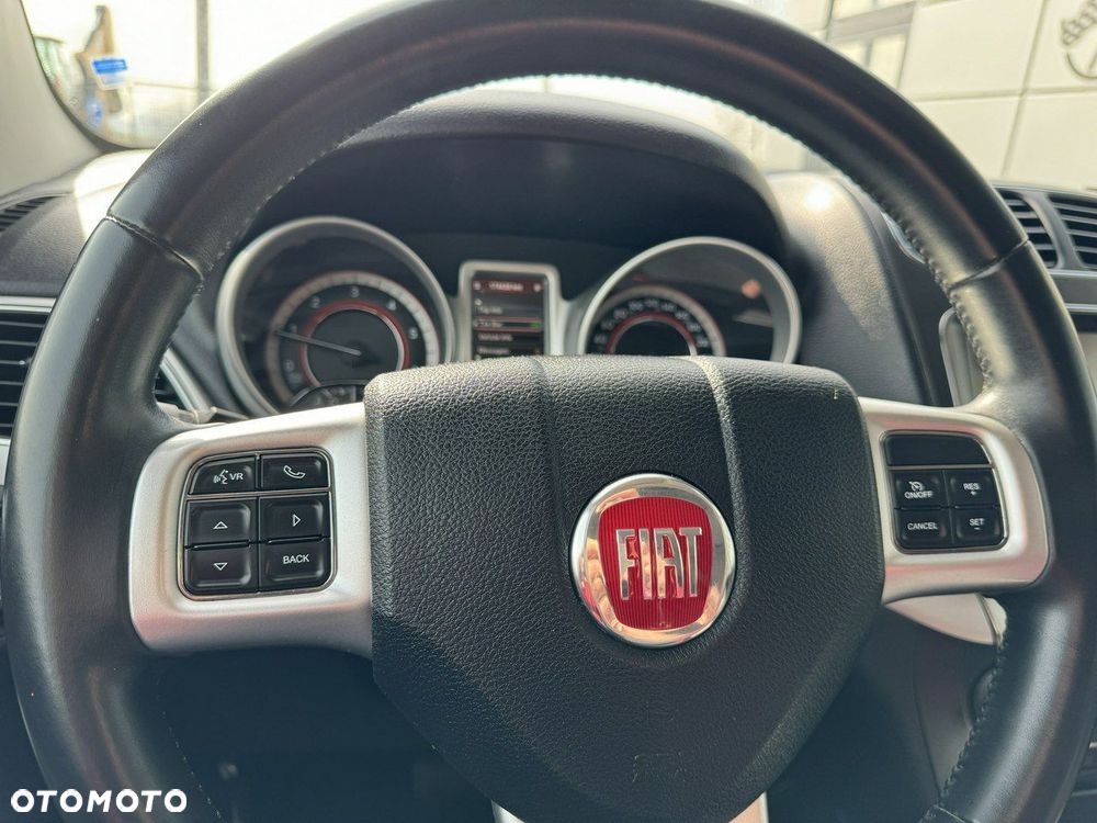 Fiat Freemont 2.0 Multijet Black Code AWD - 11