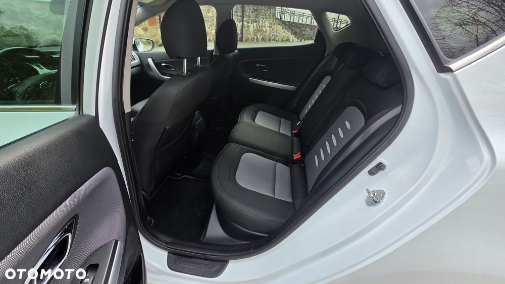 Kia Ceed 1.6 GDI Edition 7 - 22