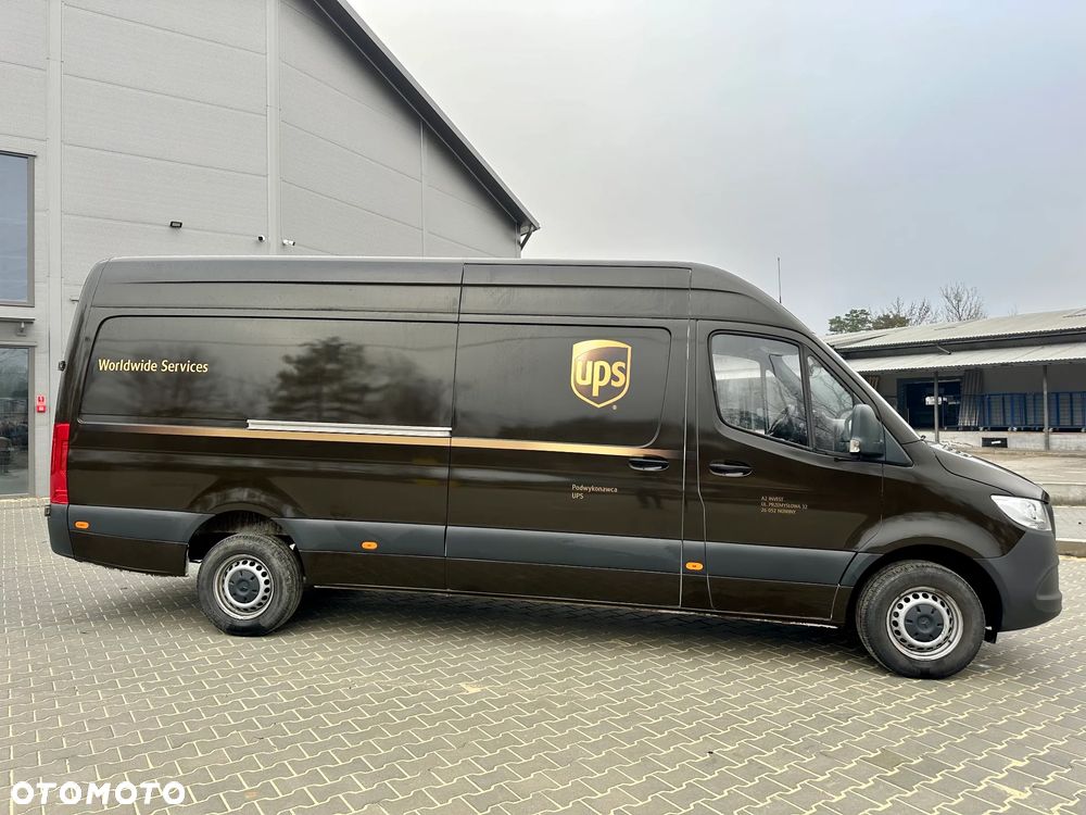 Mercedes-Benz Sprinter - 4