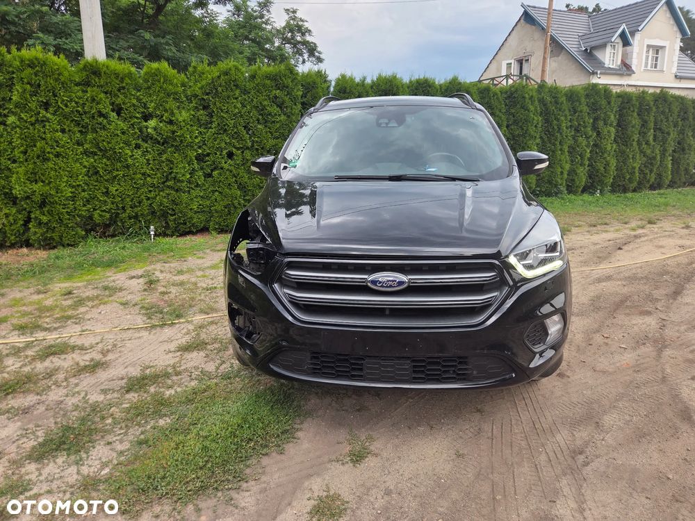 Ford Kuga 1.5 EcoBoost 2x4 ST-Line - 1