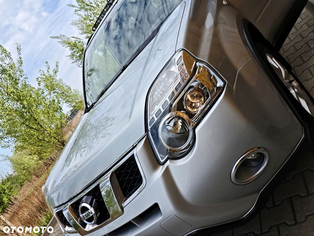 Nissan X-Trail 2.0 dCi 4x4 DPF Platinum - 8