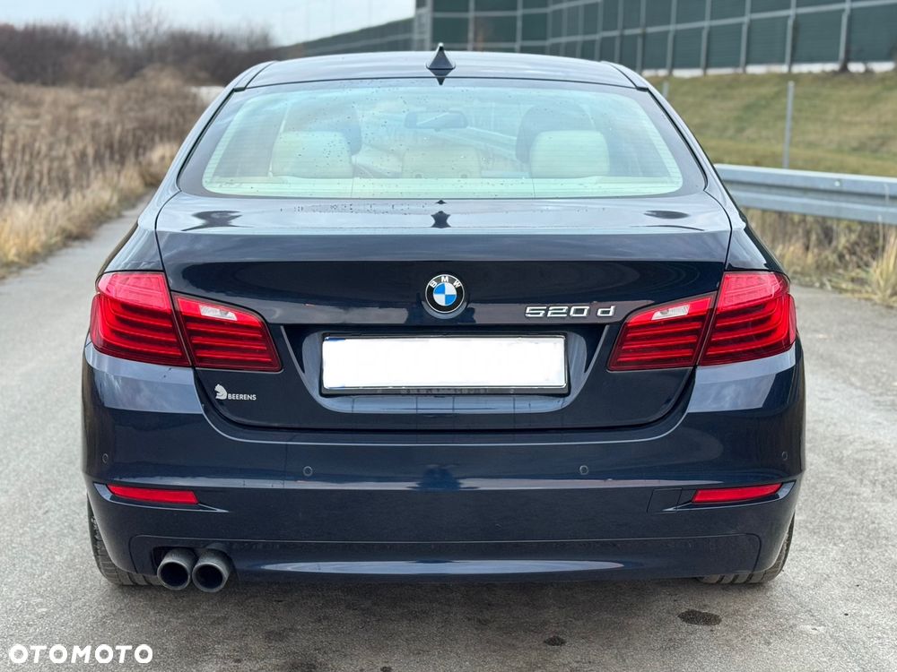BMW Seria 5 520d Efficient Dynamics - 5