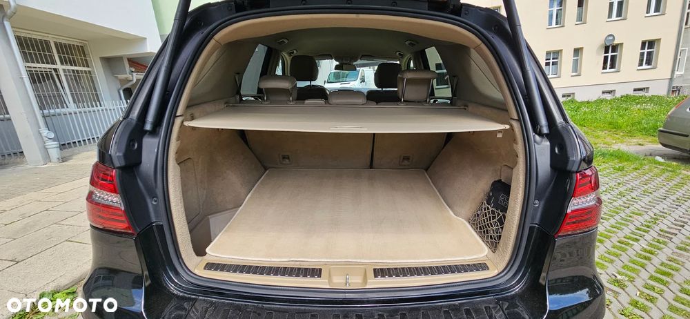 Mercedes-Benz ML 350 BlueTEC 4-Matic - 4