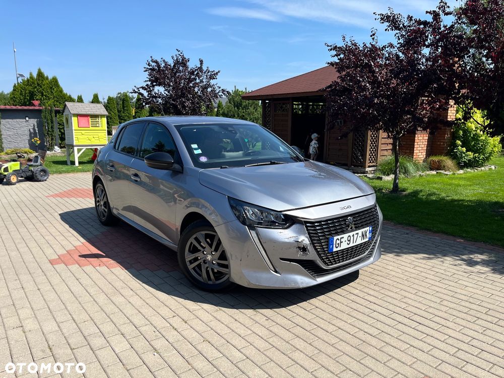 Peugeot 208 - 3