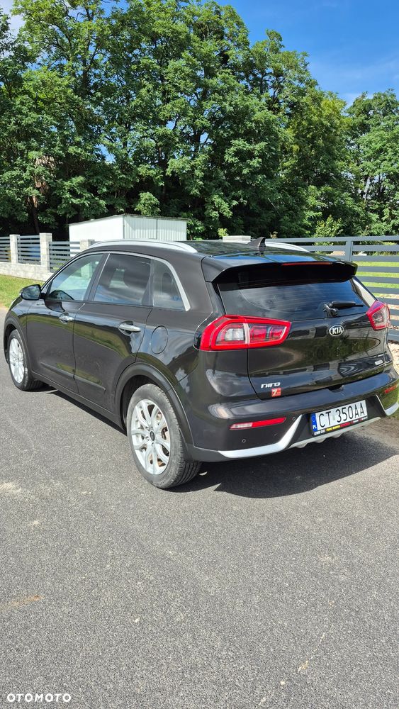 Kia Niro 1.6 GDI Hybrid M - 4