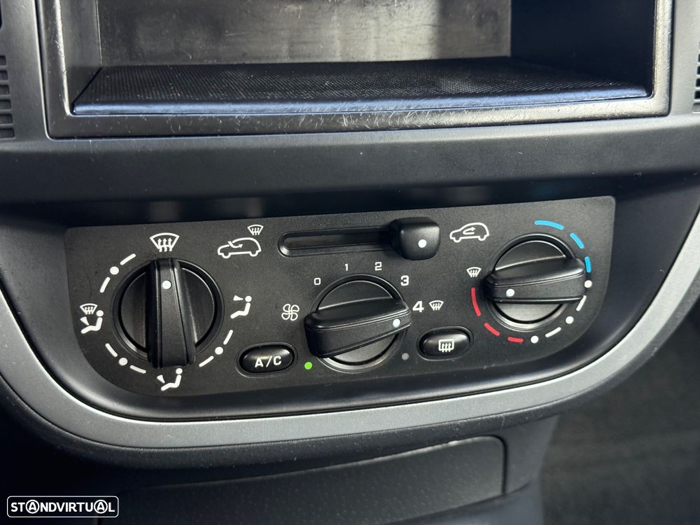 Citroën C2 1.1 SX - 13