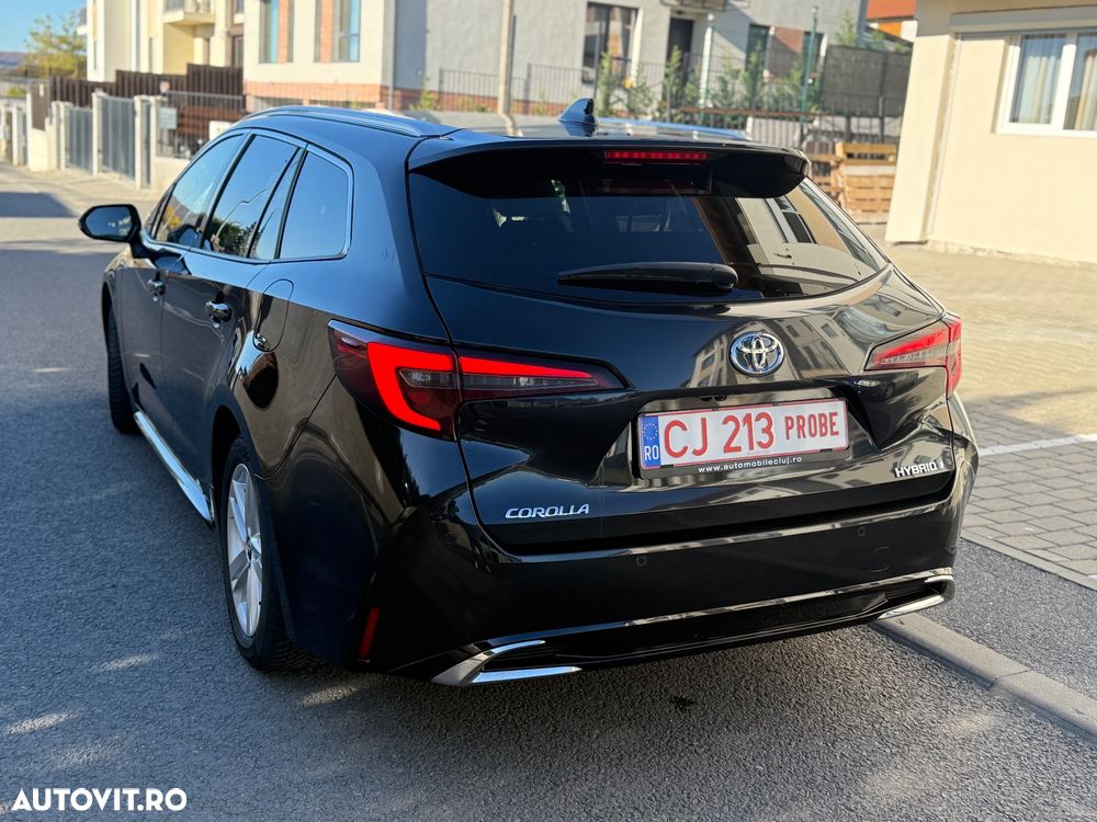 Toyota Corolla 1.8 Hybrid Touring Sports Business Edition - 3