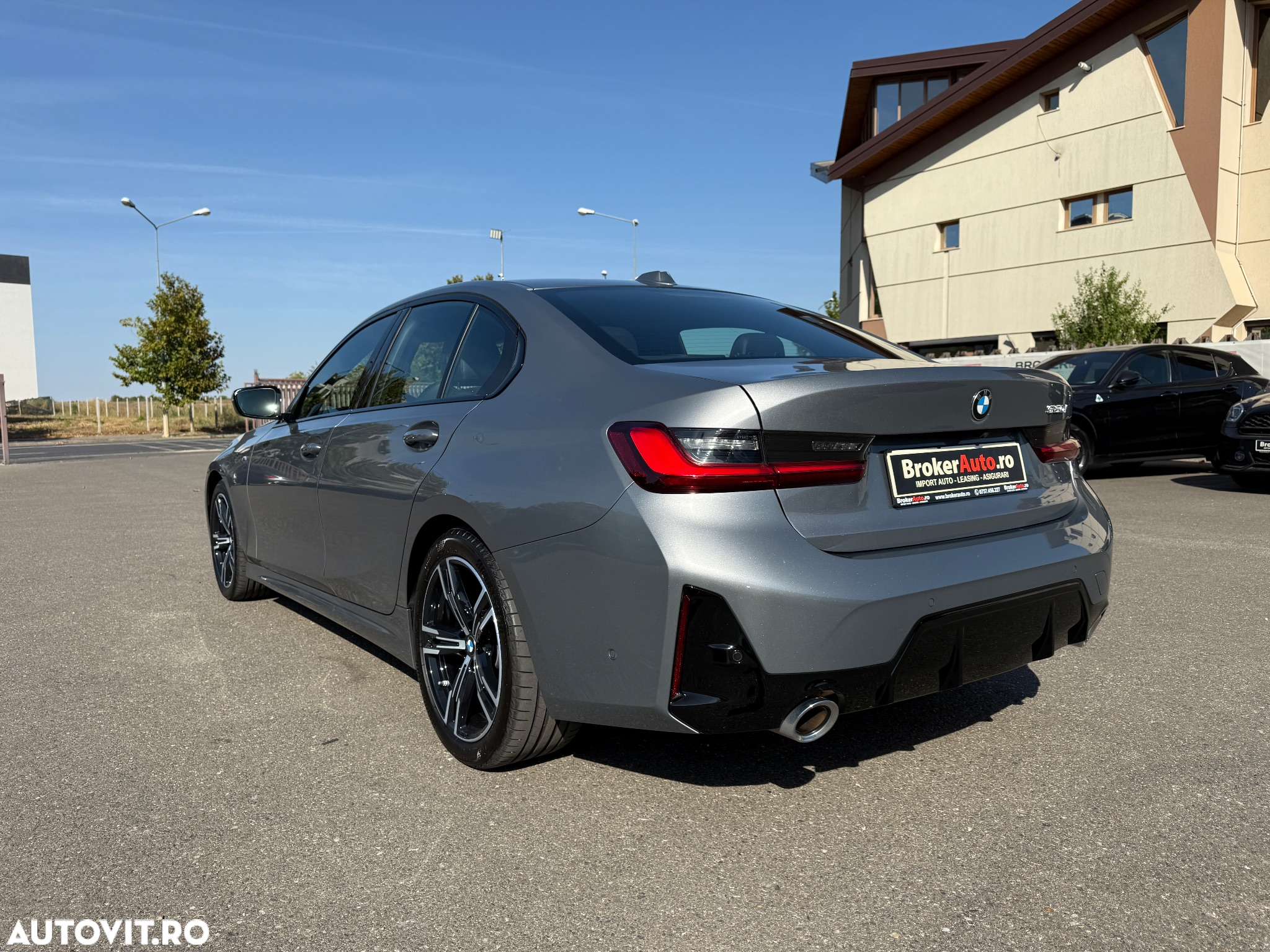 BMW Seria 3 320i AT - 4