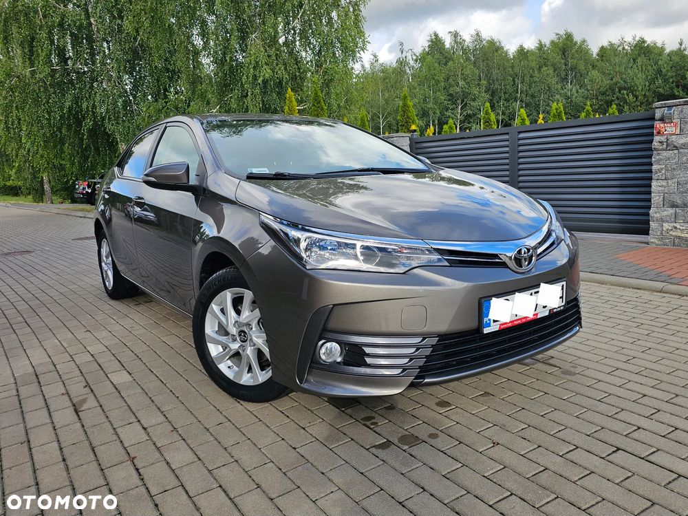 Toyota Corolla 1.6 Comfort - 1