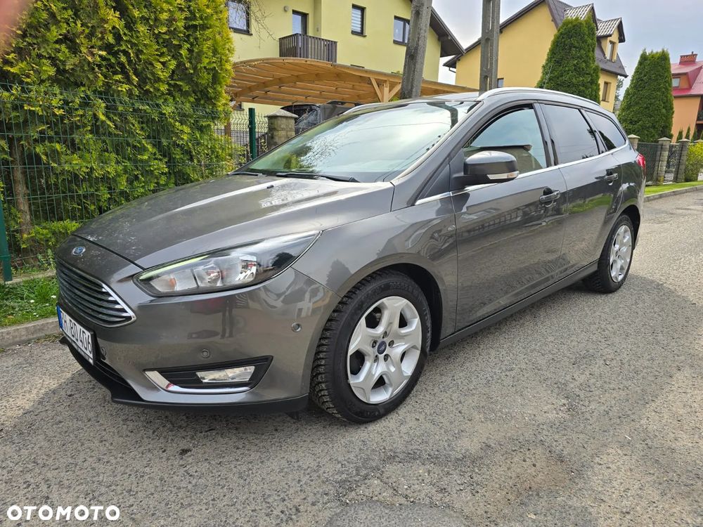 Ford Focus 1.0 EcoBoost Titanium - 4