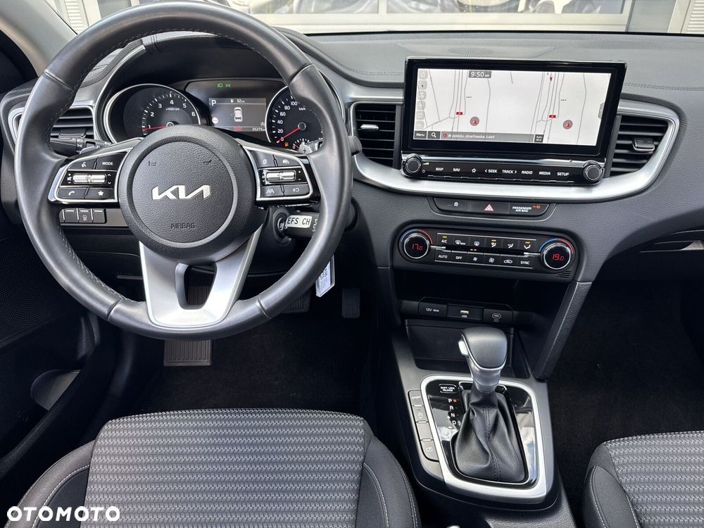 Kia Ceed 1.5 T-GDI M DCT - 17