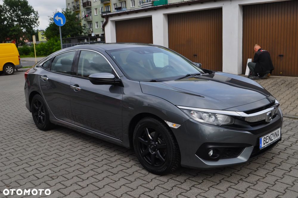 Honda Civic 2018 photo 3