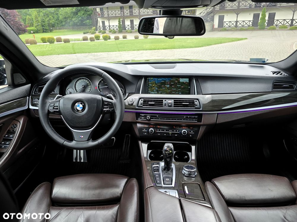 BMW Seria 5 530d xDrive - 18