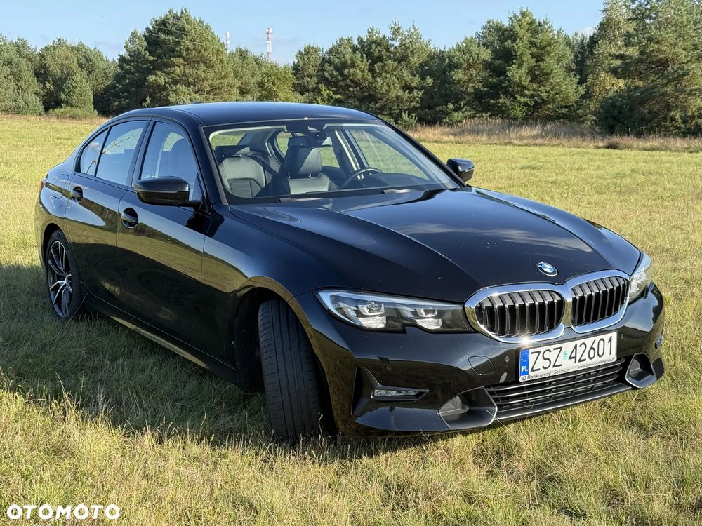 BMW Seria 3 320d Sport Line - 2