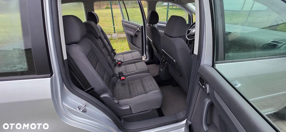 Volkswagen Touran 1.6 Trendline - 29