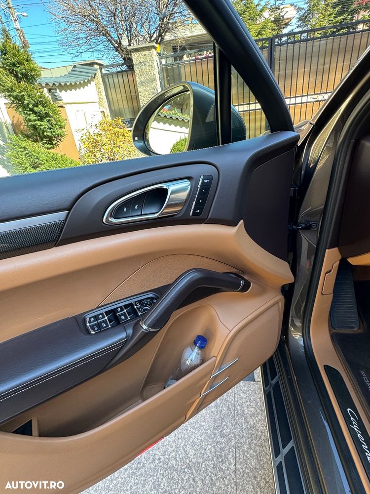 Porsche Cayenne Diesel Tiptronic S - 9