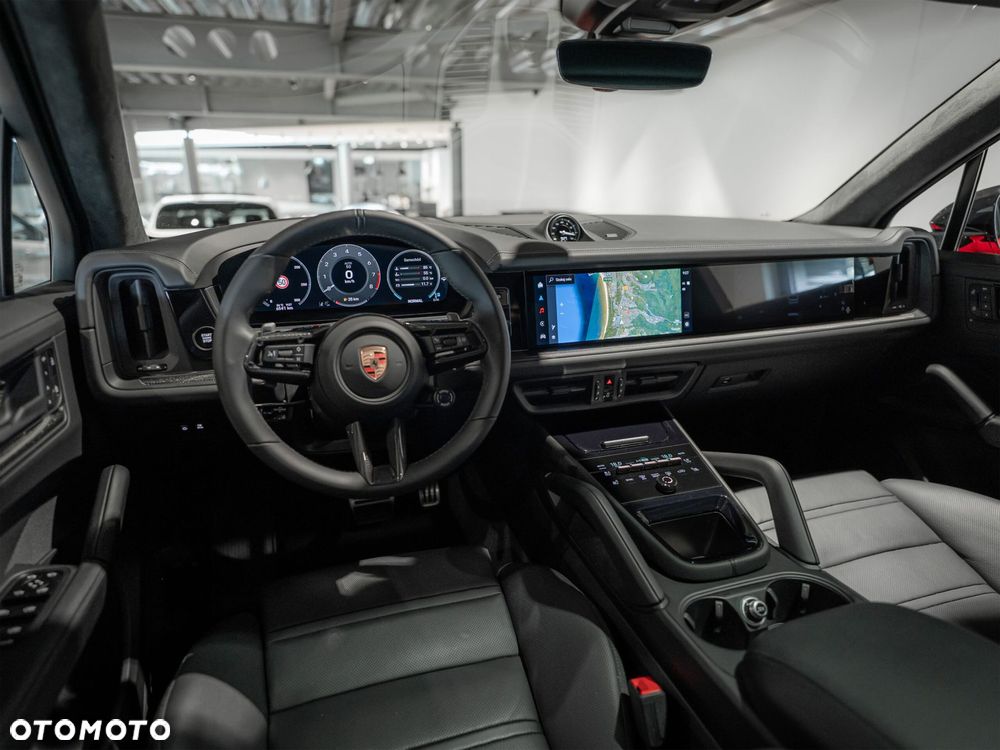 Porsche Cayenne GTS - 18