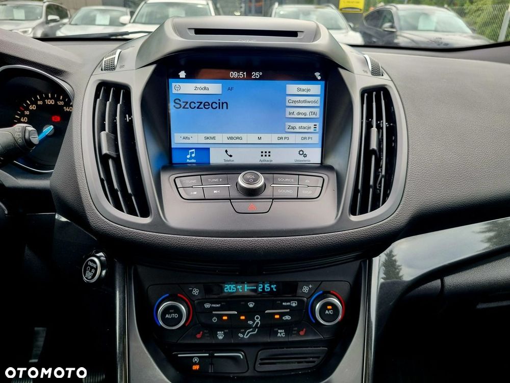 Ford Kuga 1.5 EcoBoost 2x4 Titanium - 17