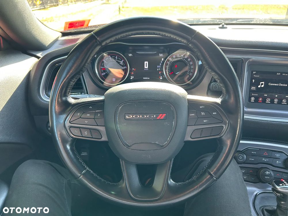 Dodge Challenger 3.6 SXT - 23