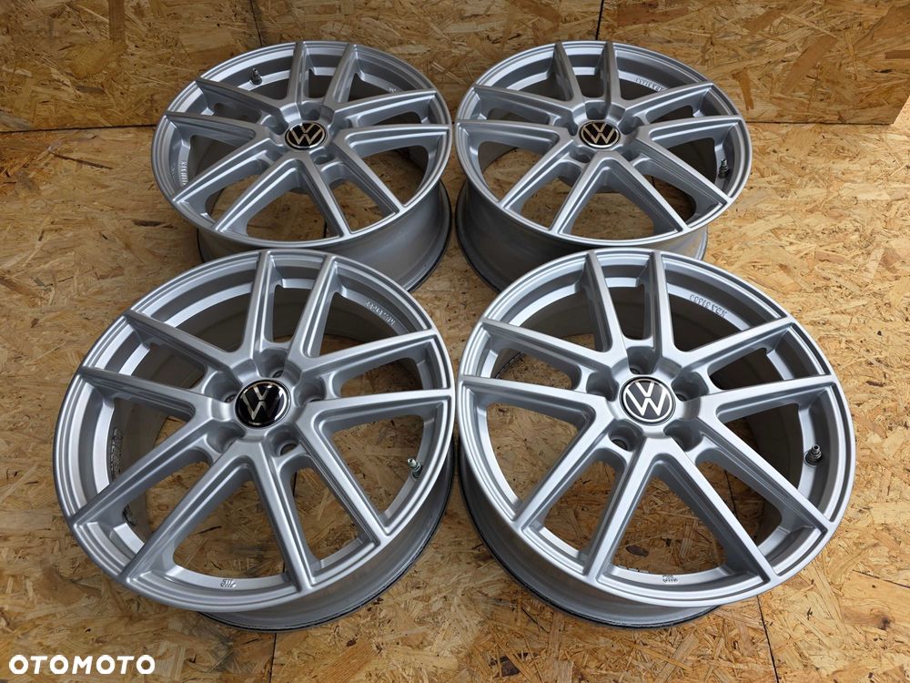 [1401] Felgi aluminiowe 17 cali VW 5x112 et40 Golf Passat Arteon - 4