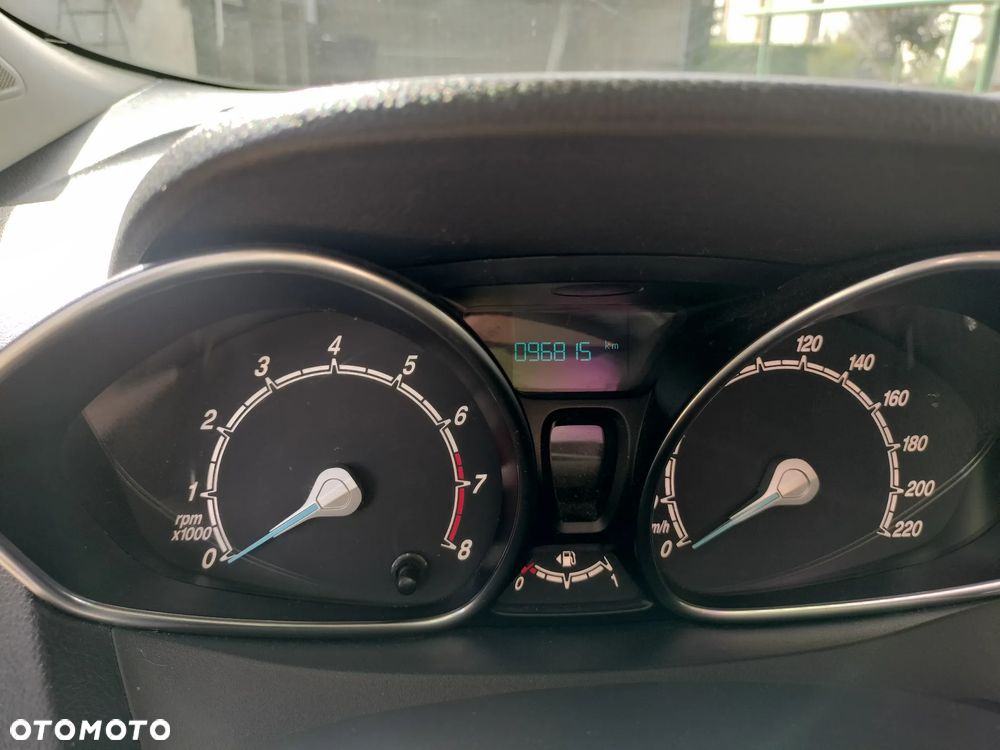 Ford Tourneo Courier 1.0 EcoBoost Trend - 6