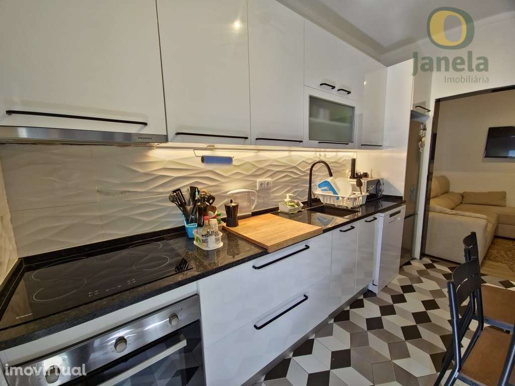 Andar de moradia no centro de Faro, com logradouro e terraço - Grande imagem: 4/10