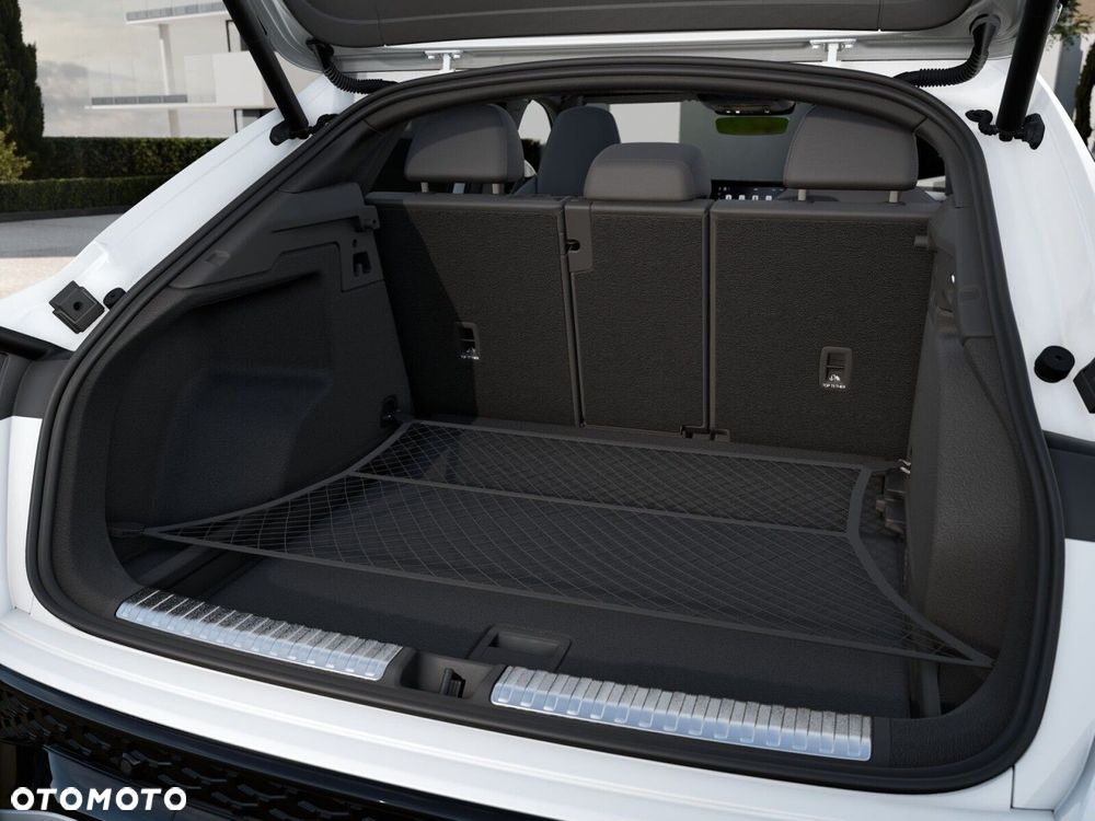 Audi Q3 Sportback - 10