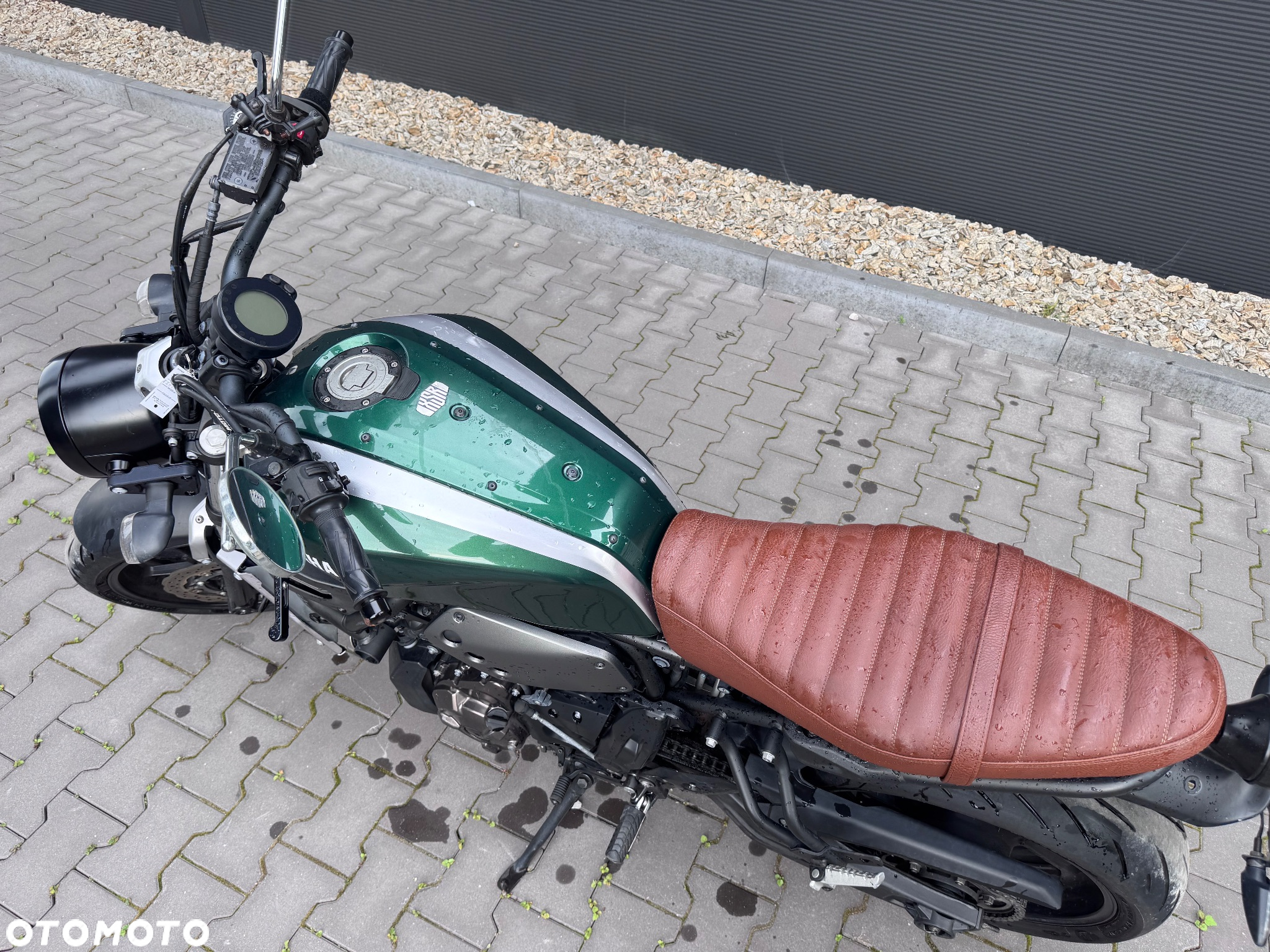 Yamaha XSR - 16