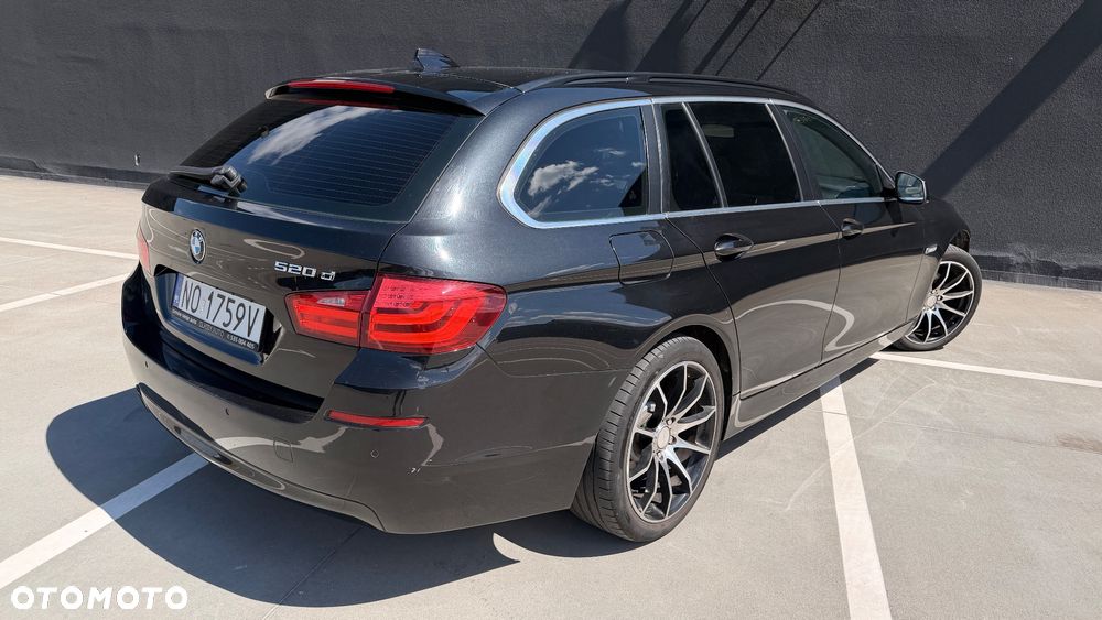 BMW Seria 5 520d Modern Line - 4