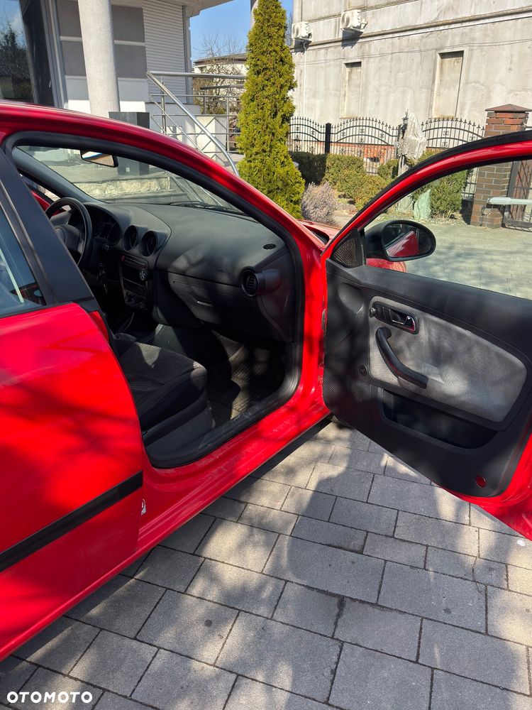 Seat Ibiza 1.4 16V Reference - 8